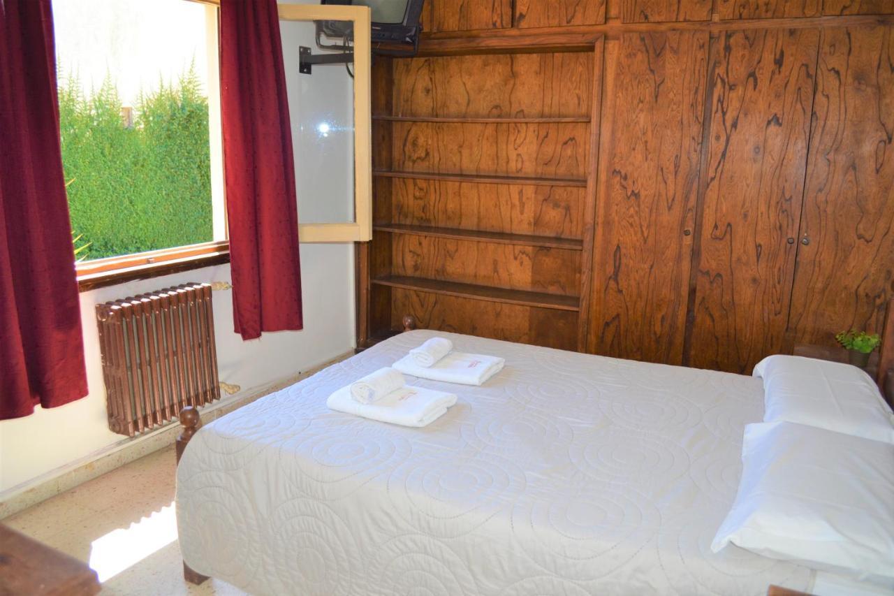 Hotel Taormina Villa Carlos Paz Kültér fotó